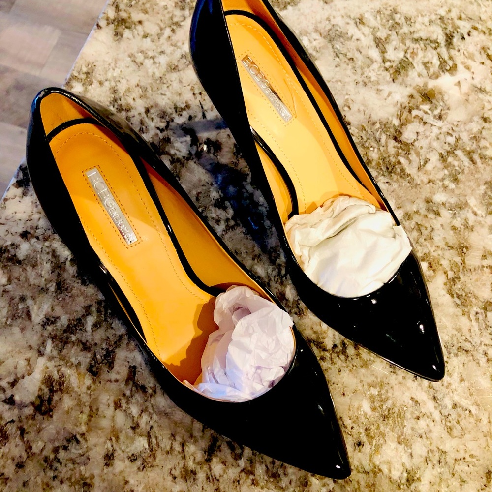 Brand New pumps perfect condition